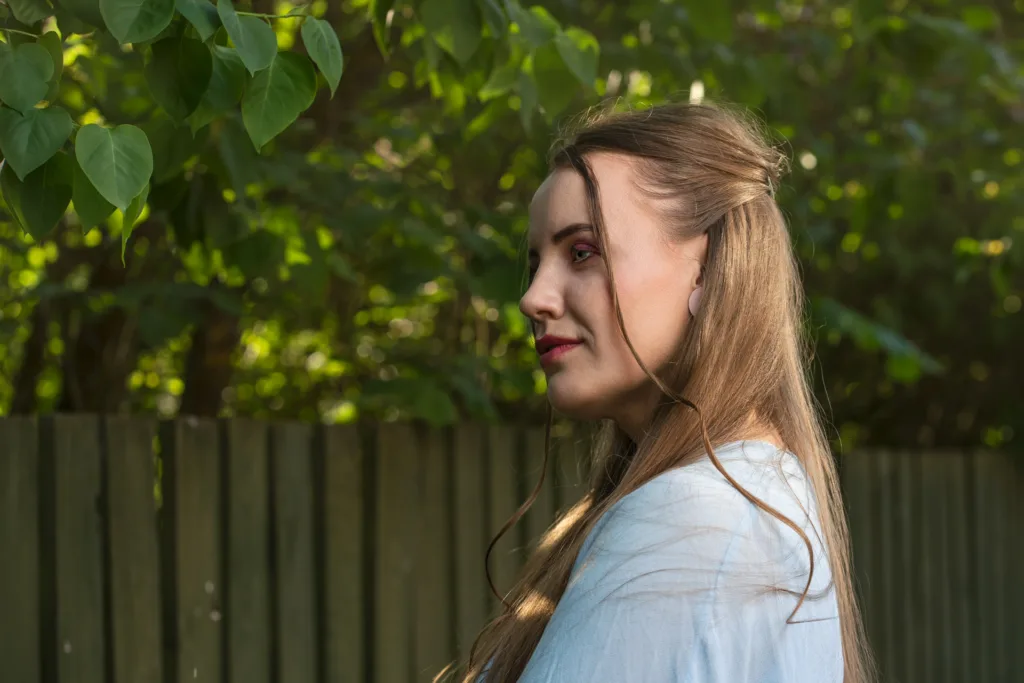 Persoonibrändi foto naisest, pildistas fotograaf Mailis Vahenurm.