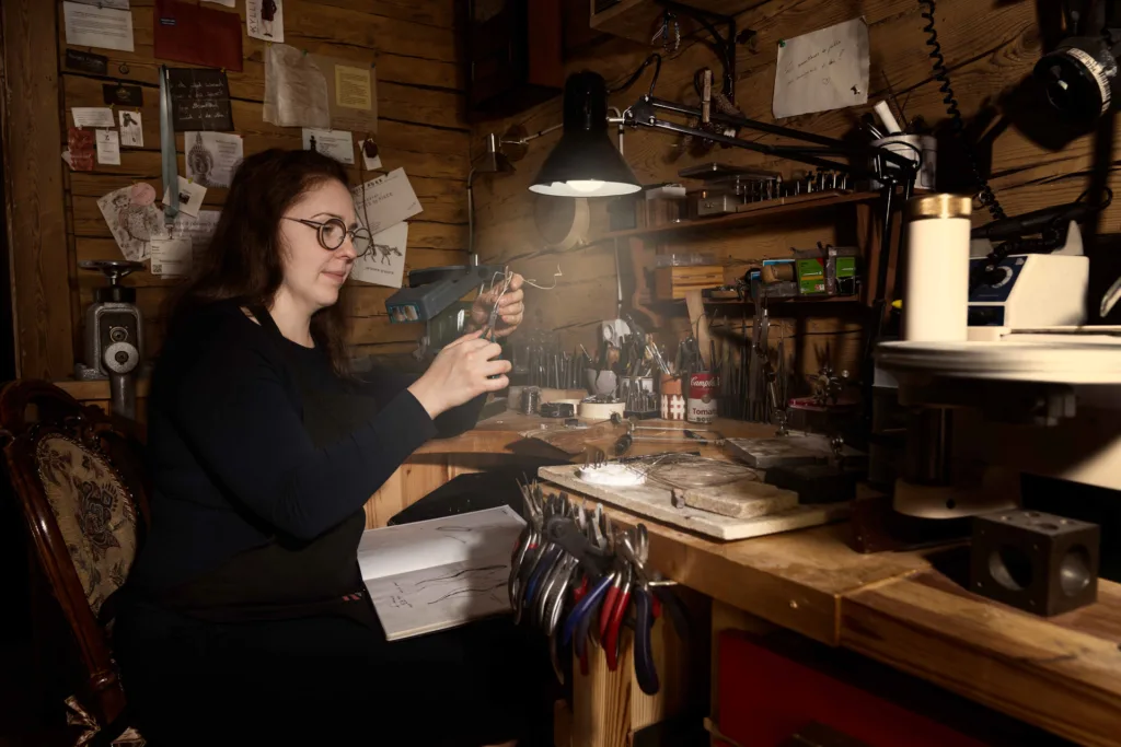 Persoonibrändi foto naisest, pildistas fotograaf Mailis Vahenurm.