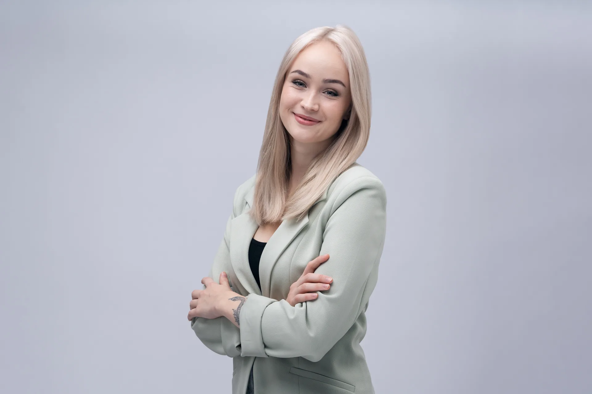 Professionaalne portree naisest, pildistas portreefotograaf Mailis Vahenurm-4 Professionaalne portree naisest, pildistas fotograaf Mailis Vahenurm.