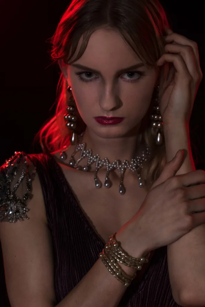 Moefoto naisest, pildistas fotograaf Mailis Vahenurm.