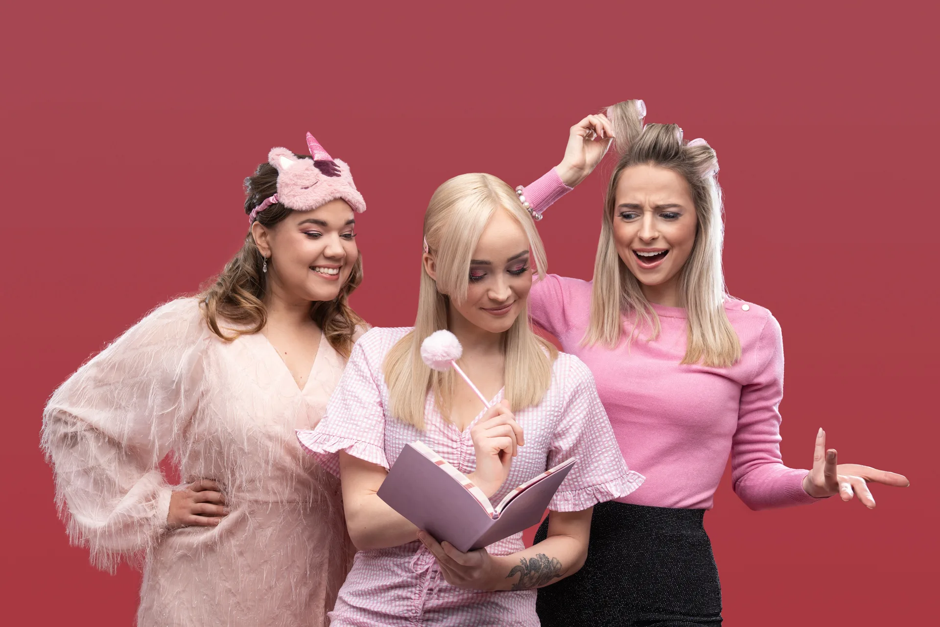 Brändifoto podcasti "Mulinad" jaoks, pildistas Mailis Vahenurm. Brändifoto podcasti "Mulinad" jaoks, pildistas Mailis Vahenurm.