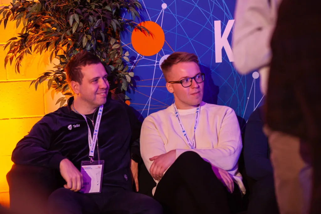 Tarkvaraarendaja kutsemestrivõistlus Noor Meister 2022, pildistas ürituste fotograaf Mailis Vahenurm Ürituse foto sündmuselt "Tarkvaraarendaja kutsemeistrivõistlus", pildistas fotograaf Mailis Vahenurm.