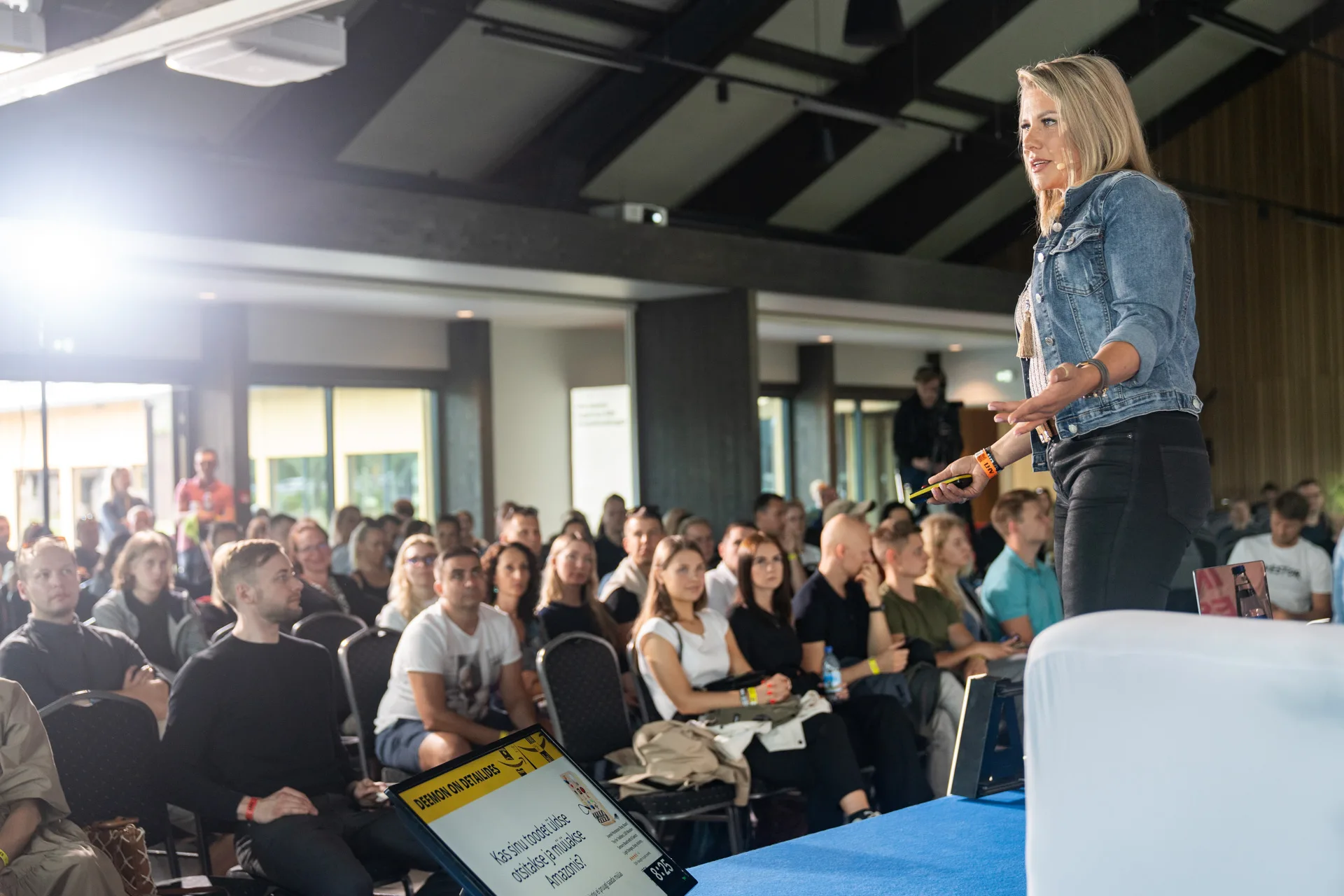 Egle Raadiku esitlus Investeerimisfestivalil 2023 Egle Raadiku esitlus Investeerimisfestivalil 2023, pildistas ürituste fotograaf Mailis Vahenurm