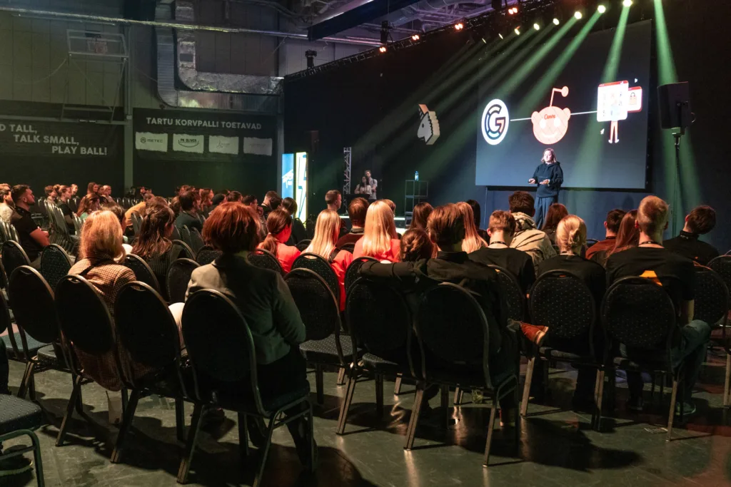 Foto sündmuselt sTARTUp Day Tartus, pildistas ürtuste fotograaf Mailis Vahenurm.