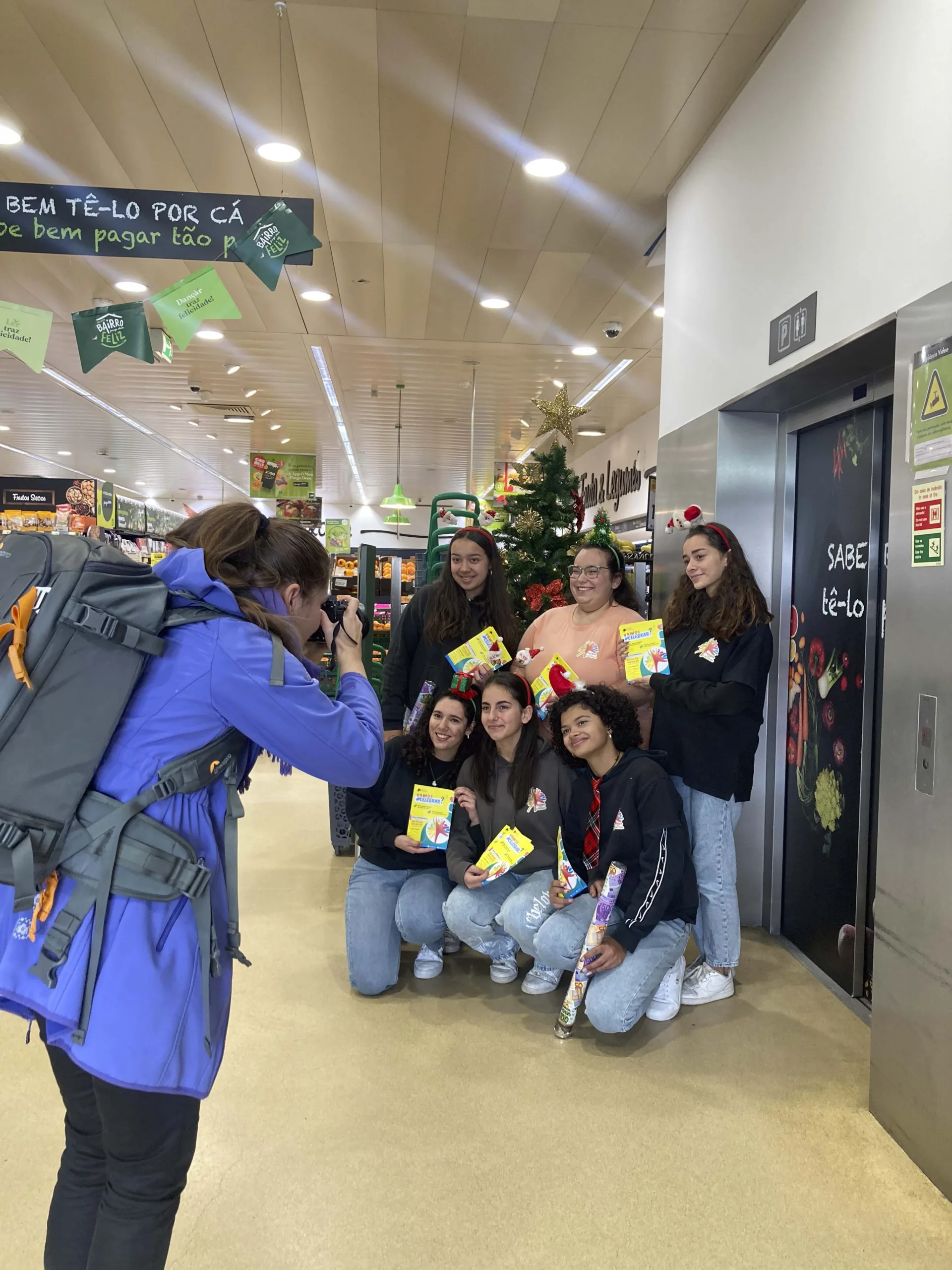 Grupifoto jäädvustamine välispraktikal ERASMUS+ programmi kaudu Aveiros, pildistas Della Reikop.